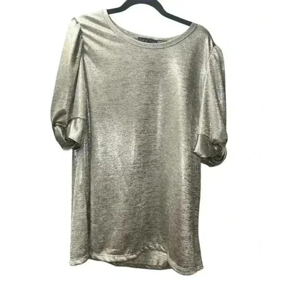 Kim & Cami Tops - Kim & Cami Metallic Top with Knot Sleeve Women’s Size XL LIKE NEW! Silver